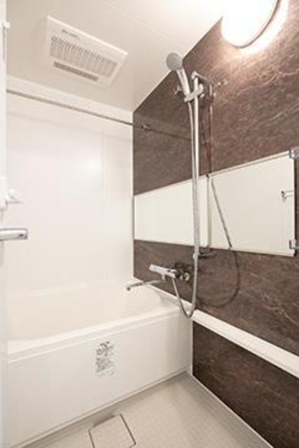 ＲＩＯＰＲＡＤＯ赤坂の浴室|※写真は同タイプ住戸です。