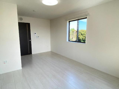 【内装】 | エルシオン | 洋室