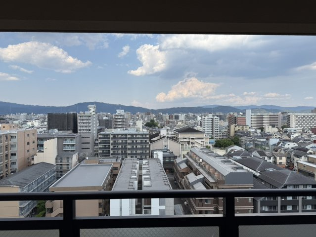 ファミールガーデン二条駅前　東棟の展望