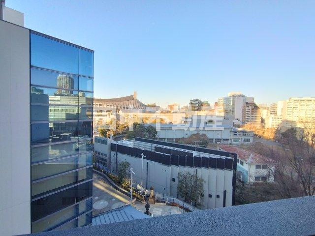 テアトル神南の展望