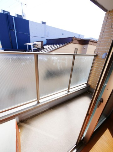 中野区野方６丁目の賃貸マンションのバルコニー