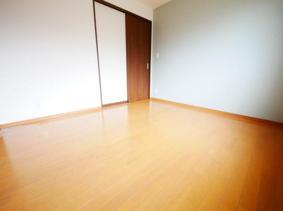 中野区野方６丁目の賃貸マンションの居間・リビング