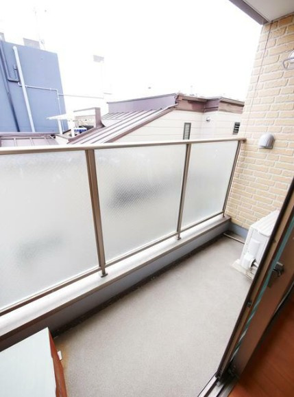 中野区野方６丁目の賃貸マンションのバルコニー