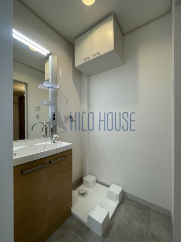 第五山中マンションの洗面所