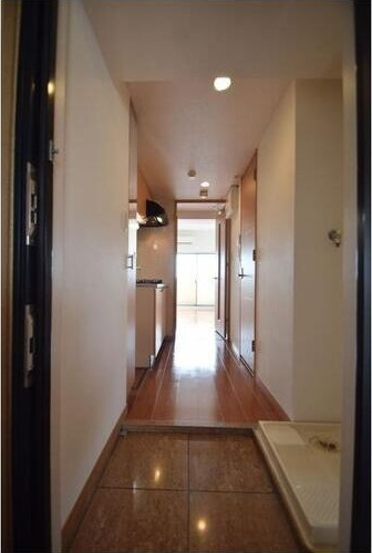 エコロジー鶴舞レジデンスの玄関