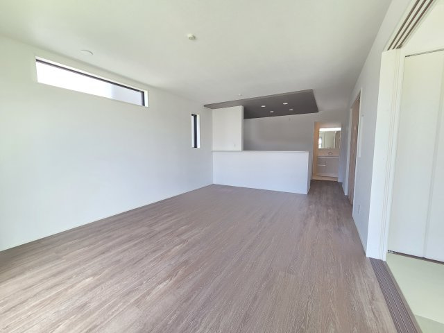 新築　太田市新田高尾町　2号棟　GRAFAREの居間・リビング|新築　太田市新田高尾町　2号棟　GRAFARE