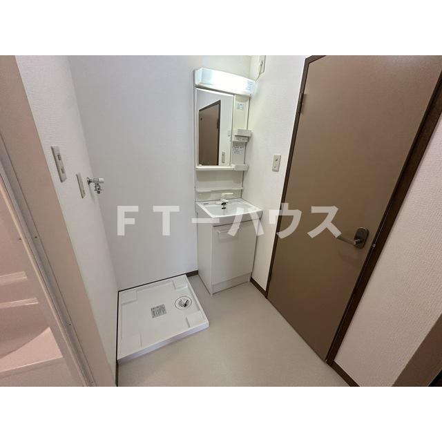 グレースＫの洗面所|独立洗面台