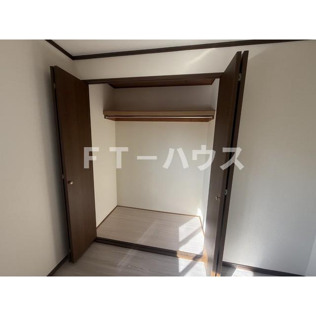 リブレス三角町戸建の内装|内装は落ち着いています