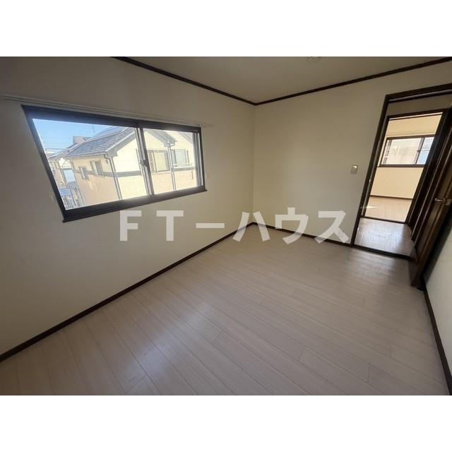 リブレス三角町戸建のキッチン|使いやすいキッチンです