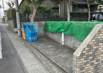 【設備】 | ザ・ヴィスタ町田の杜 | 共有部分は、住民なら誰もが使える設備のこと。例えば駐車場やエレベーター、インターネット設備、セキュリティ設備などがあります。他にも、マンションの廊下・外部階段やエントランス・ゴミ置き場などがあります。