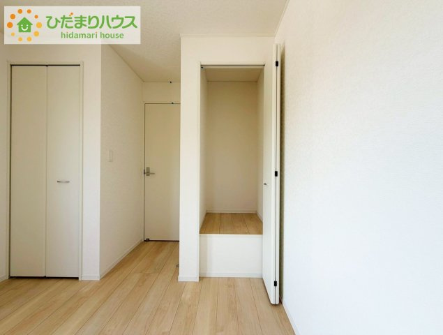 いわき市内郷内町第7　新築戸建　の収納|各所に配置された収納スペースは、洋服や小物はもちろんのこと、掃除機や日用予備品・お子様のおもちゃなど様々な物を収納して頂ける便利なスペースです。													