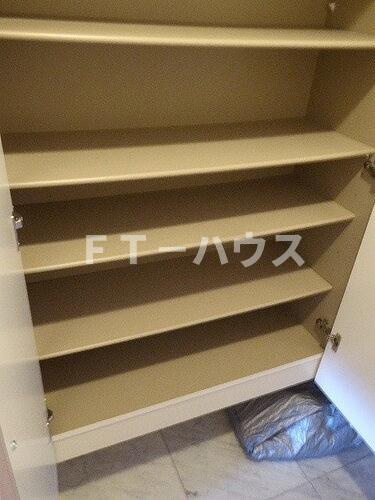 グランヒルシティ　ミレナの収納|玄関収納　玄関　※2020年9月15日撮影時