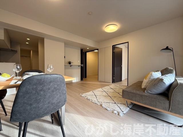 レクセルマンション平塚見附町のダイニング|新規リフォーム完了！　17帖　LDK