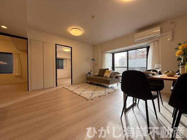 レクセルマンション平塚見附町の居間・リビング|新規リフォーム完了！　17帖　LDK