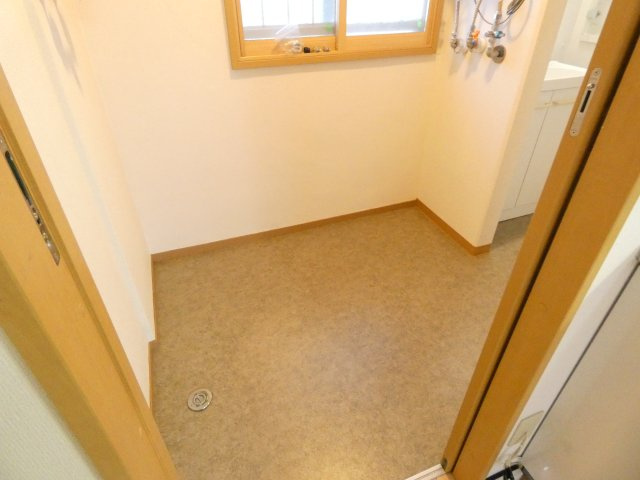 マンション鹿内の洗面所