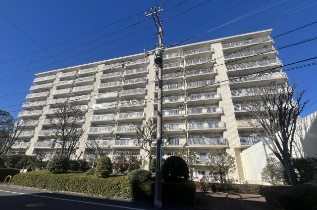 藤和すずかけ台ハイタウンの外観|東急田園都市線「南町田グランベリーパーク」駅徒歩11分の新規リノベーション物件です。