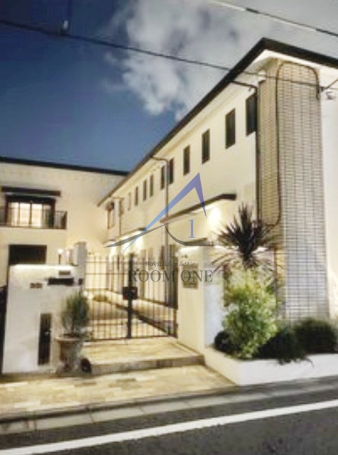 Ｄｉｅ　Ｈｕｔｔｅ