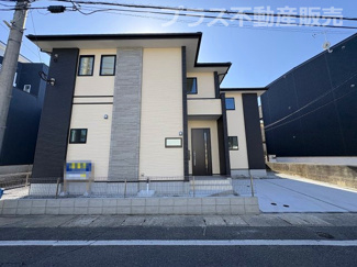 【外観】 | 現地写真。同じ物件を見るなら、プラス不動産販売にお任せ下さい。