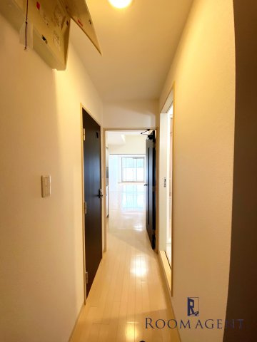 ランドハウスグランドウエストの玄関