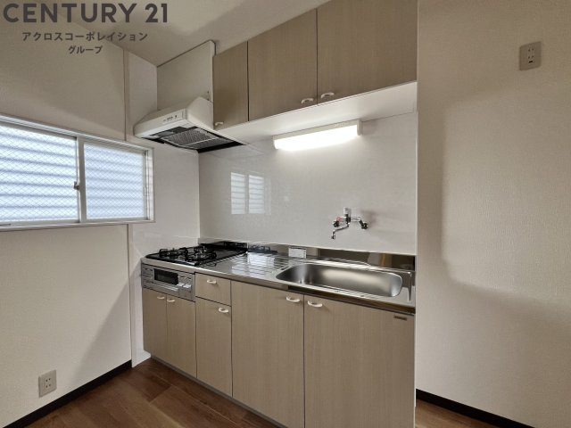 3口ガスコンロ付きで使いやすいキッチン