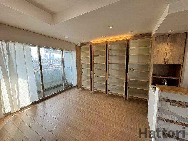 ザ・グランドビュー・オオサカの居間・リビング