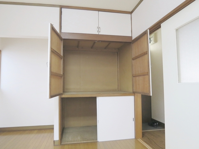 小川荘の収納|天袋付の収納です。