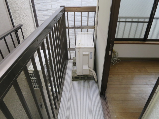 小川荘のバルコニー|バルコニースペース。