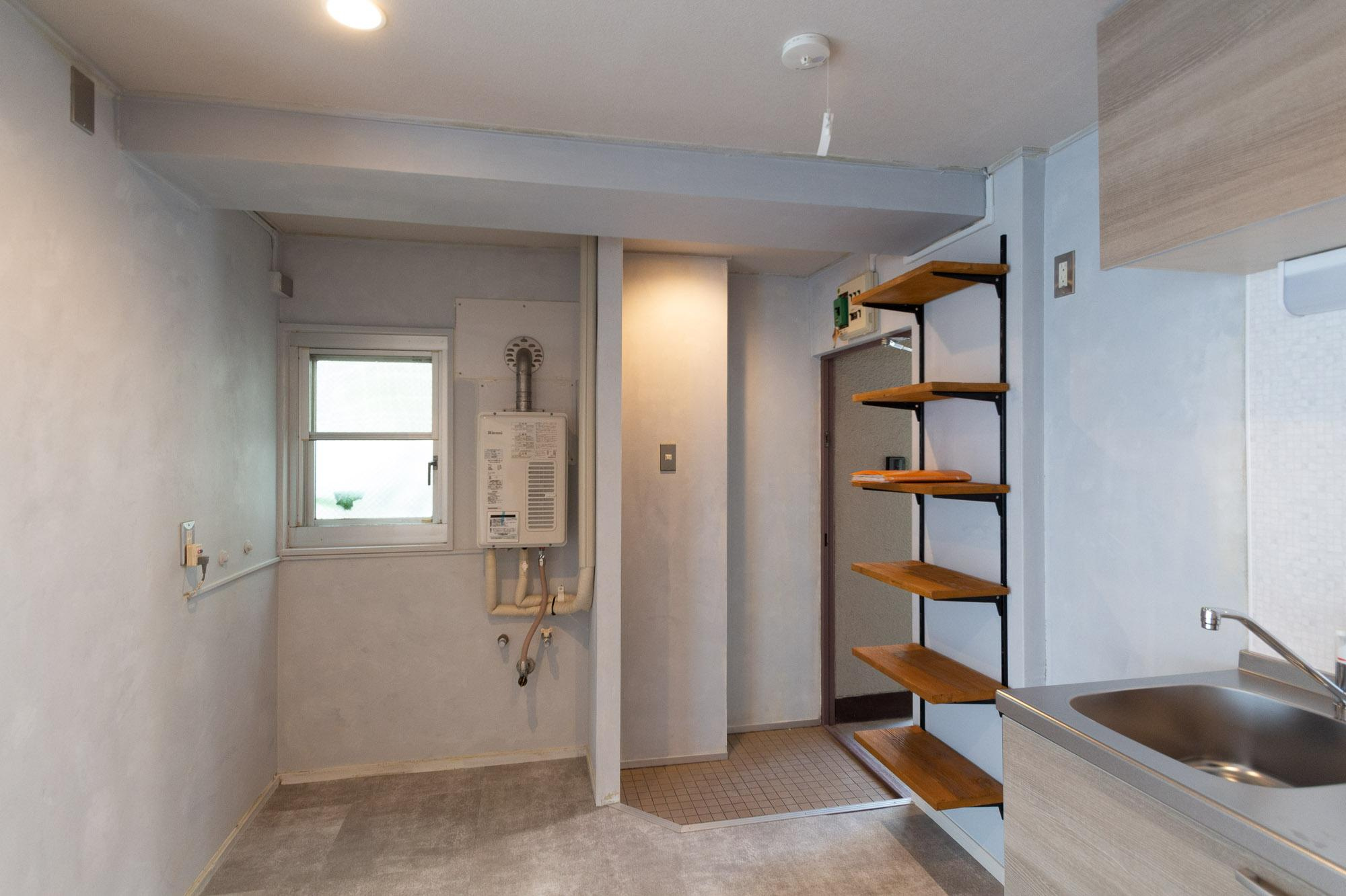 COハイツの玄関