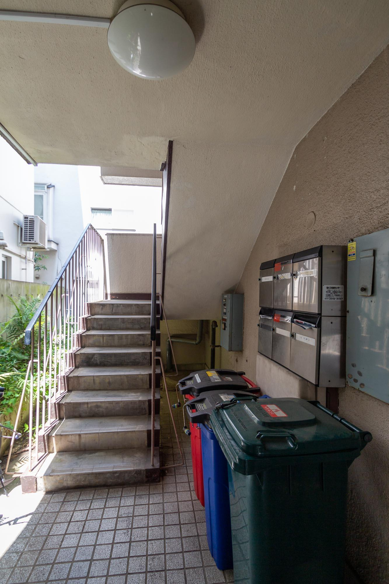 COハイツのエントランス