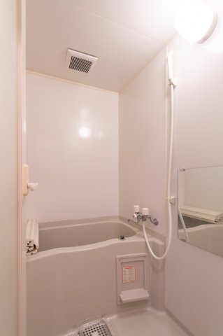 クレールけやき台の浴室