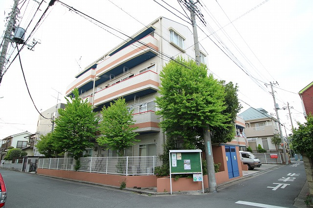 サニーデイズ蕨の外観