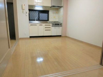 【内装】 | クレシーダ