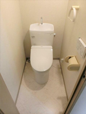 【トイレ】 | クレシーダ | 温水洗浄便座。