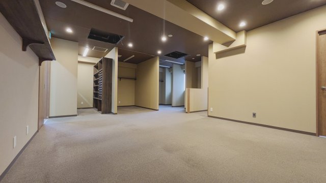 【内装】 | KIKI'S FLAT　1階店舗