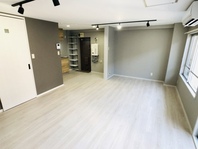 COハイツの居間・リビング