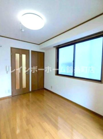 クラウン曳舟の居間・リビング