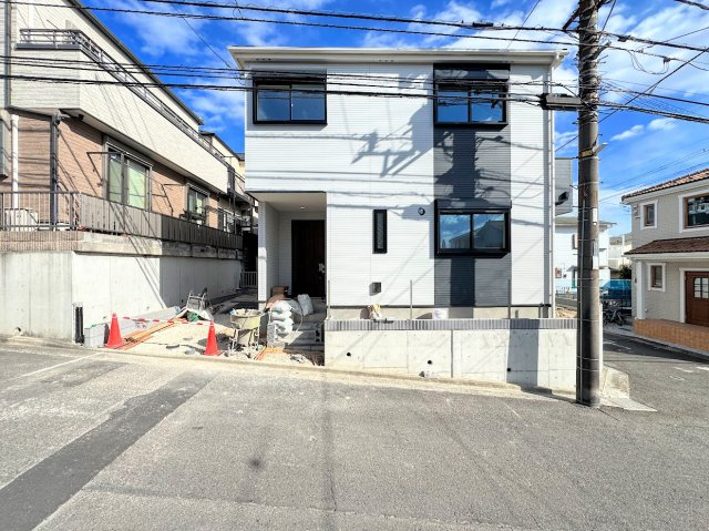 港南区東永谷3丁目　新築戸建て