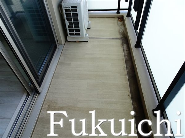 クレストコート大岡山のバルコニー