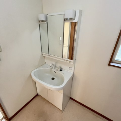 【独立洗面台】 | 愛荘町東出貸家