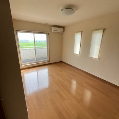 【居間・リビング】 | 愛荘町東出貸家