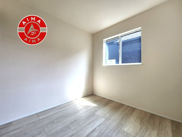 福岡市中央区笹丘２丁目第1-5棟（3号棟）の洋室|採光良好な洋室は全居室、複層ガラスの遮熱効果と断熱効果で、一年中快適に過ごせます。
