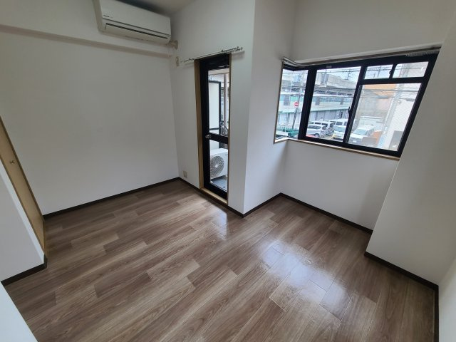 メゾンド平岡3番館の居間・リビング