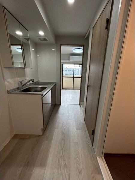 大正メゾンの居間・リビング