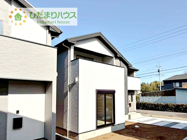 【外観】 | 取手市戸頭16期　新築戸建　2号棟 | 是非一度、ご家族そろってご内覧ください♪