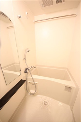 【浴室】 | プレサンスOSAKA DOMECITYスクエア