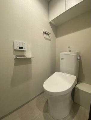 【トイレ】 | ブリリアンクラス高円寺 | 温水洗浄便座。