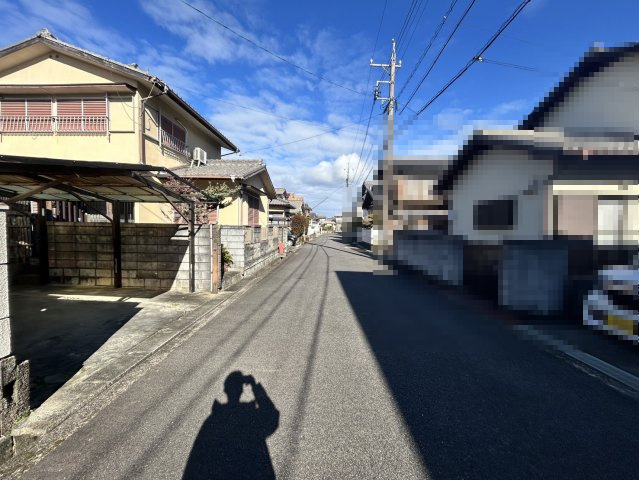 【前面道路含む現地写真】の画像