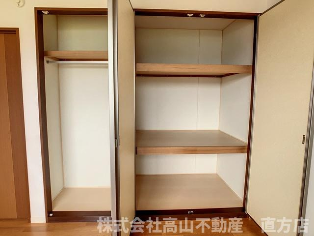 直方市大字上頓野のアパートの収納
