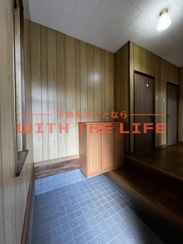 小川貸家【キャンペーン対象物件】の玄関