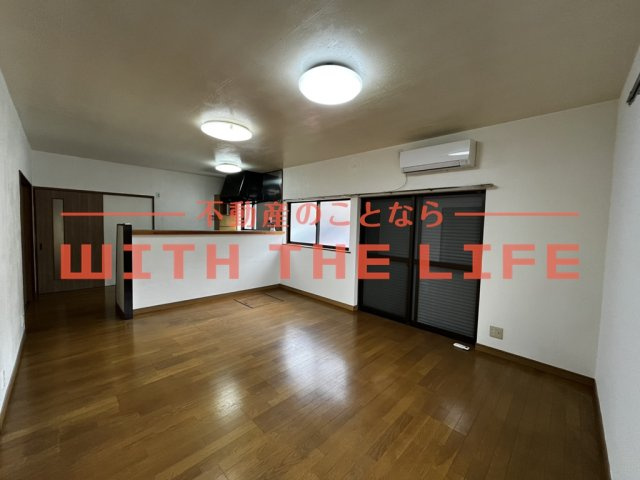 小川貸家【キャンペーン対象物件】の居間・リビング